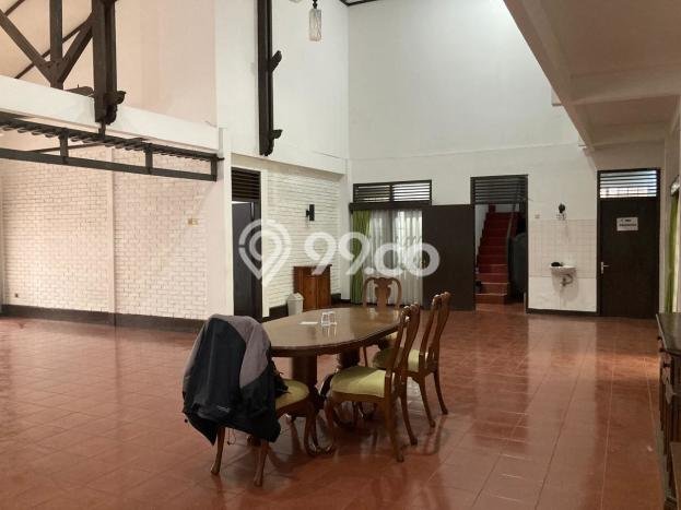 Dijual Rumah Luas Megah Dengan View Eksklusif di Buah Batu, Bandung Dijual Rumah Luas Megah Dengan View Eksklusif di Buah Batu, Bandung
