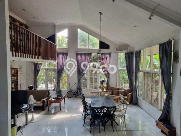Ready to Use! Premium House LT 450m2 Desain Elegan di Bandung Kota Ready to Use! Premium House LT 450m2 Desain Elegan di Bandung Kota