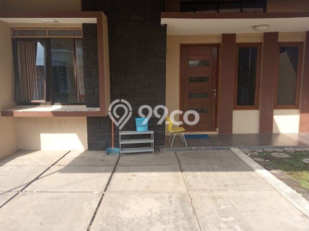 Dijual Hunian Rumah Terawat 2 Kamar di Buah Batu, Bandung Dijual Hunian Rumah Terawat 2 Kamar di Buah Batu, Bandung