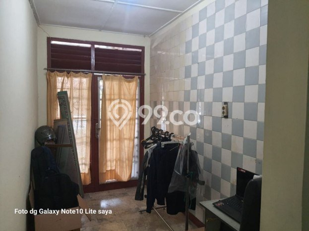 Dijual Hunian Rumah Terawat 4 Kamar di Riau, Bandung Dijual Hunian Rumah Terawat 4 Kamar di Riau, Bandung