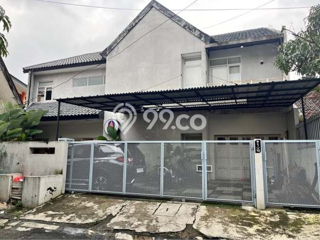 Rumah Luxury Modern Tanpa Renovasi di Turangga Bandung Rumah Luxury Modern Tanpa Renovasi di Turangga Bandung