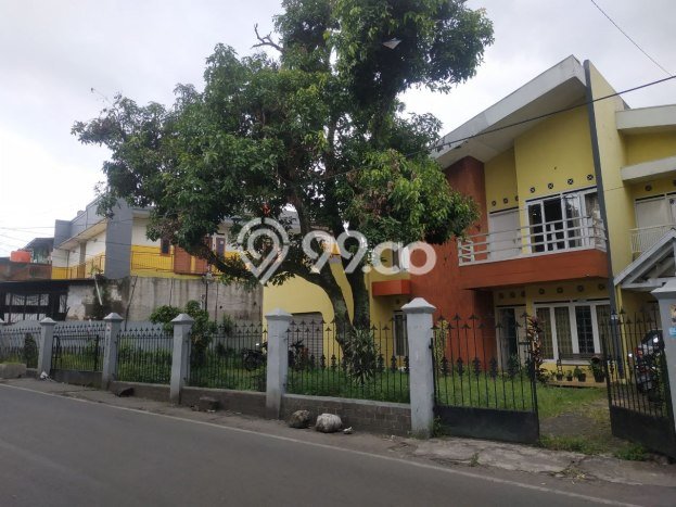 Hunian Mewah Dijual LT 410m2 di Coblong, Bandung Hunian Mewah Dijual LT 410m2 di Coblong, Bandung
