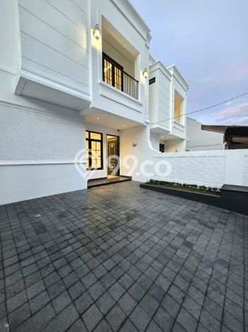 Jual Rumah Eksklusif 4 KT di Pondok Bambu, Jakarta Timur Jual Rumah Eksklusif 4 KT di Pondok Bambu, Jakarta Timur
