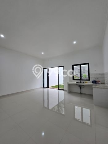 Siap Huni Rumah Mewah 4 Kamar di Duren Sawit Dekat ke Mana Pun Siap Huni Rumah Mewah 4 Kamar di Duren Sawit Dekat ke Mana Pun