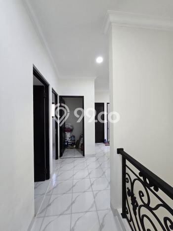 DIJUAL CEPAT! Rumah Pondok Bambu, Jakarta Timur, Luas 140m² Bangunan 250m² DIJUAL CEPAT! Rumah Pondok Bambu, Jakarta Timur, Luas 140m² Bangunan 250m²