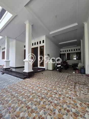 Hunian Mewah Siap Huni LT 175m2 di Duren Sawit, Jakarta Timur Hunian Mewah Siap Huni LT 175m2 di Duren Sawit, Jakarta Timur