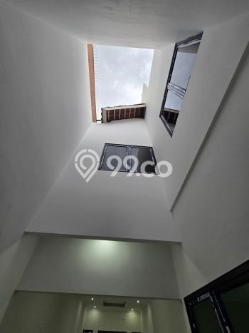 Dijual Rumah Elit Exclusive di Duren Sawit, Jakarta Timur Dijual Rumah Elit Exclusive di Duren Sawit, Jakarta Timur
