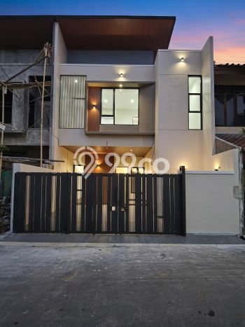 For Sale Rumah Mewah Exclusive di Pulo Gadung, Jakarta Timur For Sale Rumah Mewah Exclusive di Pulo Gadung, Jakarta Timur
