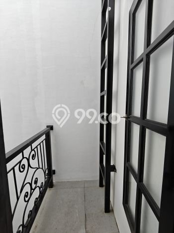 Rumah Modern Minimalis 3 Kamar Bisa Langsung Pindah di Kramat Jati Rumah Modern Minimalis 3 Kamar Bisa Langsung Pindah di Kramat Jati