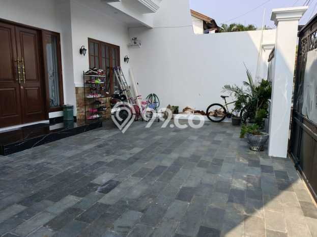 Dijual Rumah Luas Elegan Dengan View Eksklusif di Pondok Bambu, Jakarta Timur Dijual Rumah Luas Elegan Dengan View Eksklusif di Pondok Bambu, Jakarta Timur