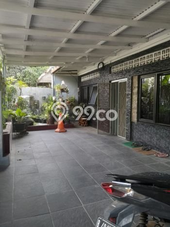 Siap Huni Rumah Mewah 4 Kamar di Kemayoran Dekat ke Mana Pun Siap Huni Rumah Mewah 4 Kamar di Kemayoran Dekat ke Mana Pun