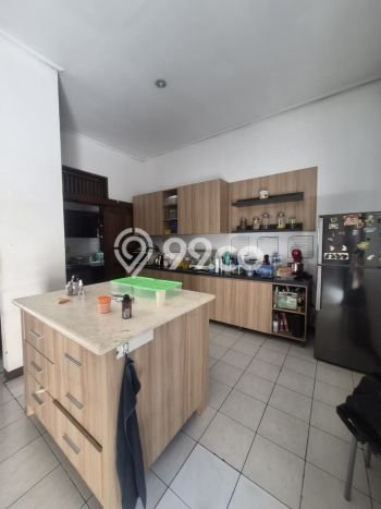 Rumah Elit Modern Siap Huni di Pondok Kelapa Jakarta Timur Rumah Elit Modern Siap Huni di Pondok Kelapa Jakarta Timur