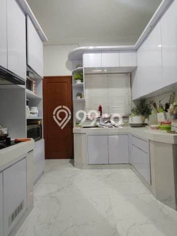 Rumah Luxury Modern Tanpa Renovasi di Condet Jakarta Timur Rumah Luxury Modern Tanpa Renovasi di Condet Jakarta Timur