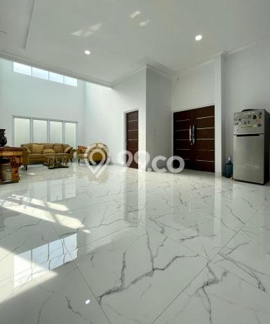 Hunian Elit LB 250m2 Siap Pakai Desain Elegan di Cipinang, Jakarta Timur Hunian Elit LB 250m2 Siap Pakai Desain Elegan di Cipinang, Jakarta Timur
