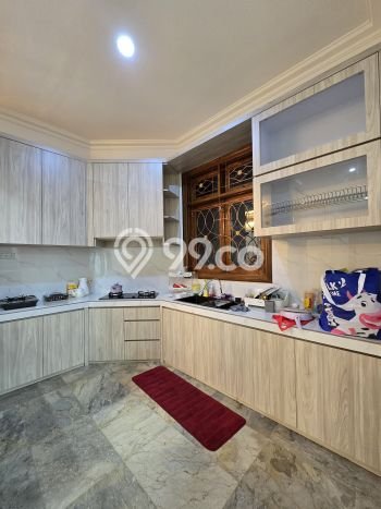Ready to Use! Luxury House LT 527m2 Desain Elegan di Kayu Putih Ready to Use! Luxury House LT 527m2 Desain Elegan di Kayu Putih