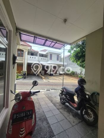 Dijual Rumah Eksklusif 5 KT di Jatiwaringin, Jakarta Timur Dijual Rumah Eksklusif 5 KT di Jatiwaringin, Jakarta Timur
