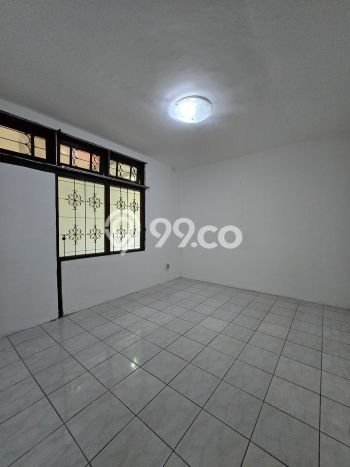 Jual Rumah Luas Elegan Dengan View Cantik di Pondok Bambu, Jakarta Timur Jual Rumah Luas Elegan Dengan View Cantik di Pondok Bambu, Jakarta Timur