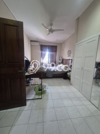 Rumah Elit Modern Siap Huni di Pondok Kelapa Jakarta Timur Rumah Elit Modern Siap Huni di Pondok Kelapa Jakarta Timur