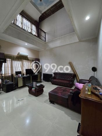 Jual Rumah Luas Elegan Dengan View Eksklusif di Cipinang, Jakarta Timur Jual Rumah Luas Elegan Dengan View Eksklusif di Cipinang, Jakarta Timur