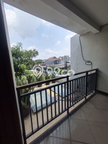 Rumah Minimalis 3 Kamar LT 105m2 di Pondok Kelapa Rumah Minimalis 3 Kamar LT 105m2 di Pondok Kelapa
