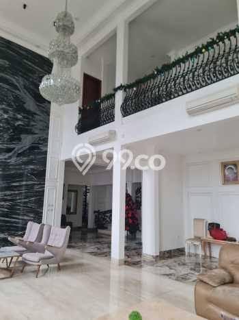 Ready to Use! Premium House LT 480m2 Desain Elegan di Jatiwarna Ready to Use! Premium House LT 480m2 Desain Elegan di Jatiwarna