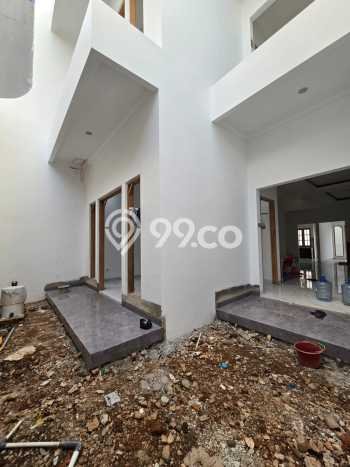 Siap Huni Rumah Mewah 5 Kamar di Duren Sawit Dekat ke Mana Saja Siap Huni Rumah Mewah 5 Kamar di Duren Sawit Dekat ke Mana Saja