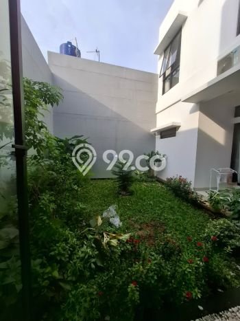 Rumah Luxury Modern Tanpa Renovasi di Jatiwarna Bekasi Rumah Luxury Modern Tanpa Renovasi di Jatiwarna Bekasi