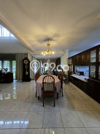 Dijual Rumah Mewah Elegan Dengan View Eksklusif di Kayu Putih, Jakarta Timur Dijual Rumah Mewah Elegan Dengan View Eksklusif di Kayu Putih, Jakarta Timur