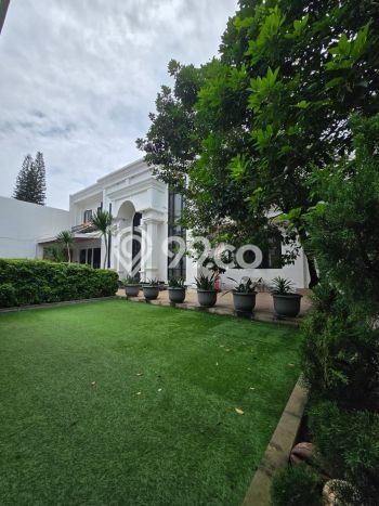 Ready to Use! Premium House LT 480m2 Desain Elegan di Jatiwarna Ready to Use! Premium House LT 480m2 Desain Elegan di Jatiwarna