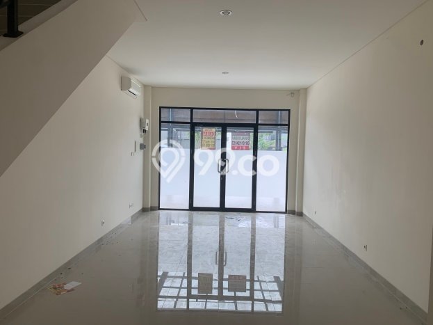 Unit Ruko Dijual di Tangerang LT 68m2 & LB 150m2 Unit Ruko Dijual di Tangerang LT 68m2 & LB 150m2