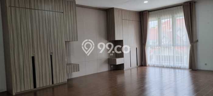 Rumah Asri area Puri Indah, 3 KM, Lingkungan Strategis, LT 160m² Bangunan 220m² Rumah Asri area Puri Indah, 3 KM, Lingkungan Strategis, LT 160m² Bangunan 220m²