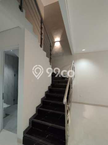 Dijual Cepat Rumah Favorit Siap Huni LB 156m2 di Kembangan, Jakarta Barat Dijual Cepat Rumah Favorit Siap Huni LB 156m2 di Kembangan, Jakarta Barat