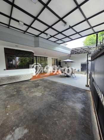 Rumah Luxury Modern Siap Huni di Oro-Oro Dowo Malang Rumah Luxury Modern Siap Huni di Oro-Oro Dowo Malang
