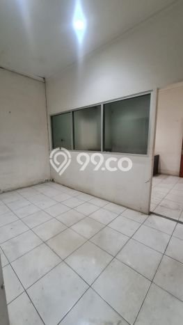 Area Ramai! Gudang Dijual di Cileungsi untuk Bisnis Luas Bangunan 1700m2 Area Ramai! Gudang Dijual di Cileungsi untuk Bisnis Luas Bangunan 1700m2