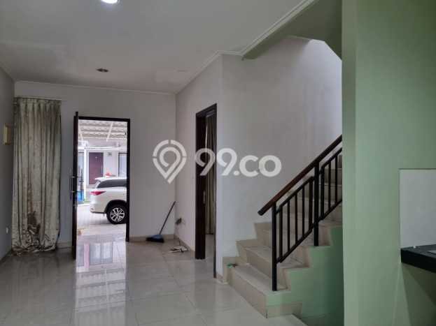 Disewakan! Rumah 3 Kamar Tidur &
2 Kamar Mandi di Green Lake City, Jakarta Barat Disewakan! Rumah 3 Kamar Tidur &
2 Kamar Mandi di Green Lake City, Jakarta Barat