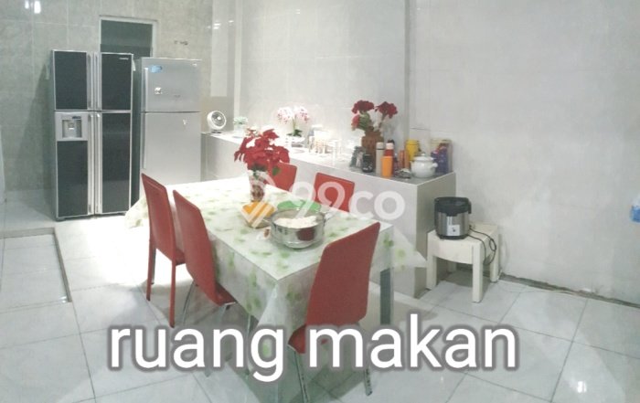 Rumah Mewah LB 300m2 Siap Pakai Desain Elegan di BSD, Tangerang Rumah Mewah LB 300m2 Siap Pakai Desain Elegan di BSD, Tangerang