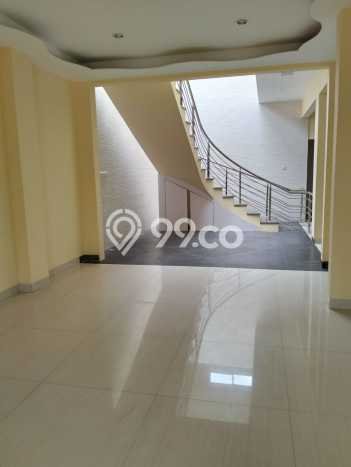Jual Rumah Luas Megah Dengan View Cantik di Kalideres, Jakarta Barat Jual Rumah Luas Megah Dengan View Cantik di Kalideres, Jakarta Barat