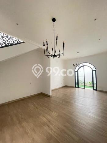 For Sale Rumah Mewah Exclusive di Larangan, Tangerang For Sale Rumah Mewah Exclusive di Larangan, Tangerang