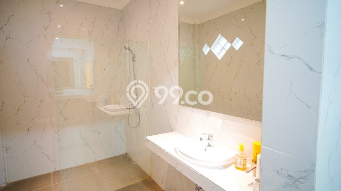 Jual Rumah Mewah Megah Dengan View Eksklusif di Kemang, Jakarta Selatan Jual Rumah Mewah Megah Dengan View Eksklusif di Kemang, Jakarta Selatan
