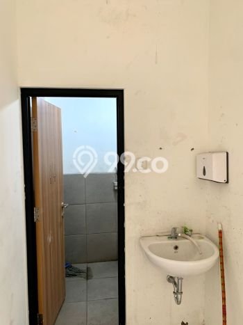 Ruko Disewakan Cepat di Cipondoh Tangerang LB 288m2 Ruko Disewakan Cepat di Cipondoh Tangerang LB 288m2