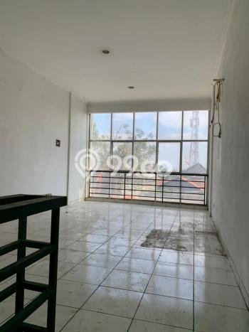 Ruko Disewakan Cepat di Cipondoh Tangerang LB 288m2 Ruko Disewakan Cepat di Cipondoh Tangerang LB 288m2