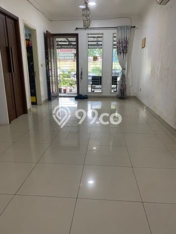 Rumah Elit LB 572m2 Siap Pakai Desain Elegan di Green Lake City, Jakarta Barat Rumah Elit LB 572m2 Siap Pakai Desain Elegan di Green Lake City, Jakarta Barat
