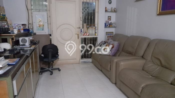 Siap Huni Rumah Mewah 3 Kamar di Karang Tengah Dekat ke Mana Pun Siap Huni Rumah Mewah 3 Kamar di Karang Tengah Dekat ke Mana Pun