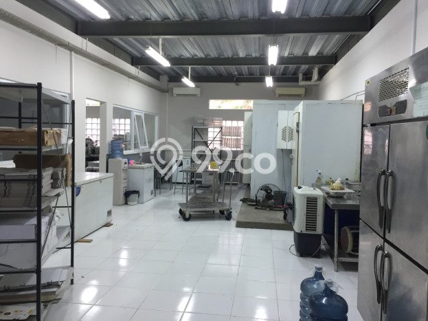 Komersial Dijual Lokasi Emas di Cipondoh Luas 1400m2 Komersial Dijual Lokasi Emas di Cipondoh Luas 1400m2