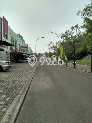 FOR SALE! Ruko di Serpong Tangerang Selatan, LT 52m2, LB 80m2 FOR SALE! Ruko di Serpong Tangerang Selatan, LT 52m2, LB 80m2