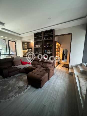Rumah Elit LB 165m2 Siap Huni Desain Elegan di BSD Green Wich, Tangerang Rumah Elit LB 165m2 Siap Huni Desain Elegan di BSD Green Wich, Tangerang