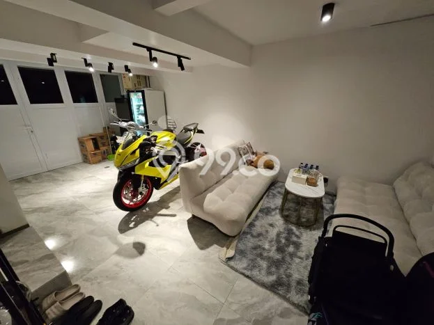 For Sale! Luxury House LT 61m2 Desain Elegan di Duri Kepa For Sale! Luxury House LT 61m2 Desain Elegan di Duri Kepa