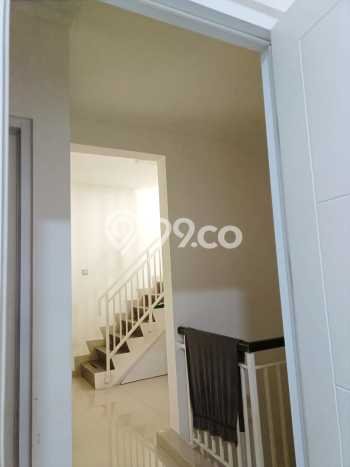 Jual Rumah Luas Megah Dengan View Eksklusif di Gading Serpong, Tangerang Jual Rumah Luas Megah Dengan View Eksklusif di Gading Serpong, Tangerang
