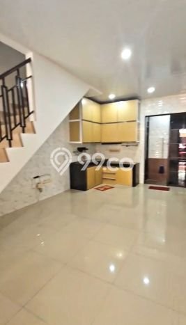 Rumah Luas Asri 2 KT Siap Huni di Green Lake City Jakarta Barat Rumah Luas Asri 2 KT Siap Huni di Green Lake City Jakarta Barat