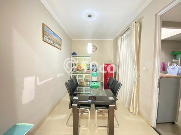 Disewakan! Rumah 3 Kamar Tidur &
3 Kamar Mandi di Green Lake City, Jakarta Barat Disewakan! Rumah 3 Kamar Tidur &
3 Kamar Mandi di Green Lake City, Jakarta Barat